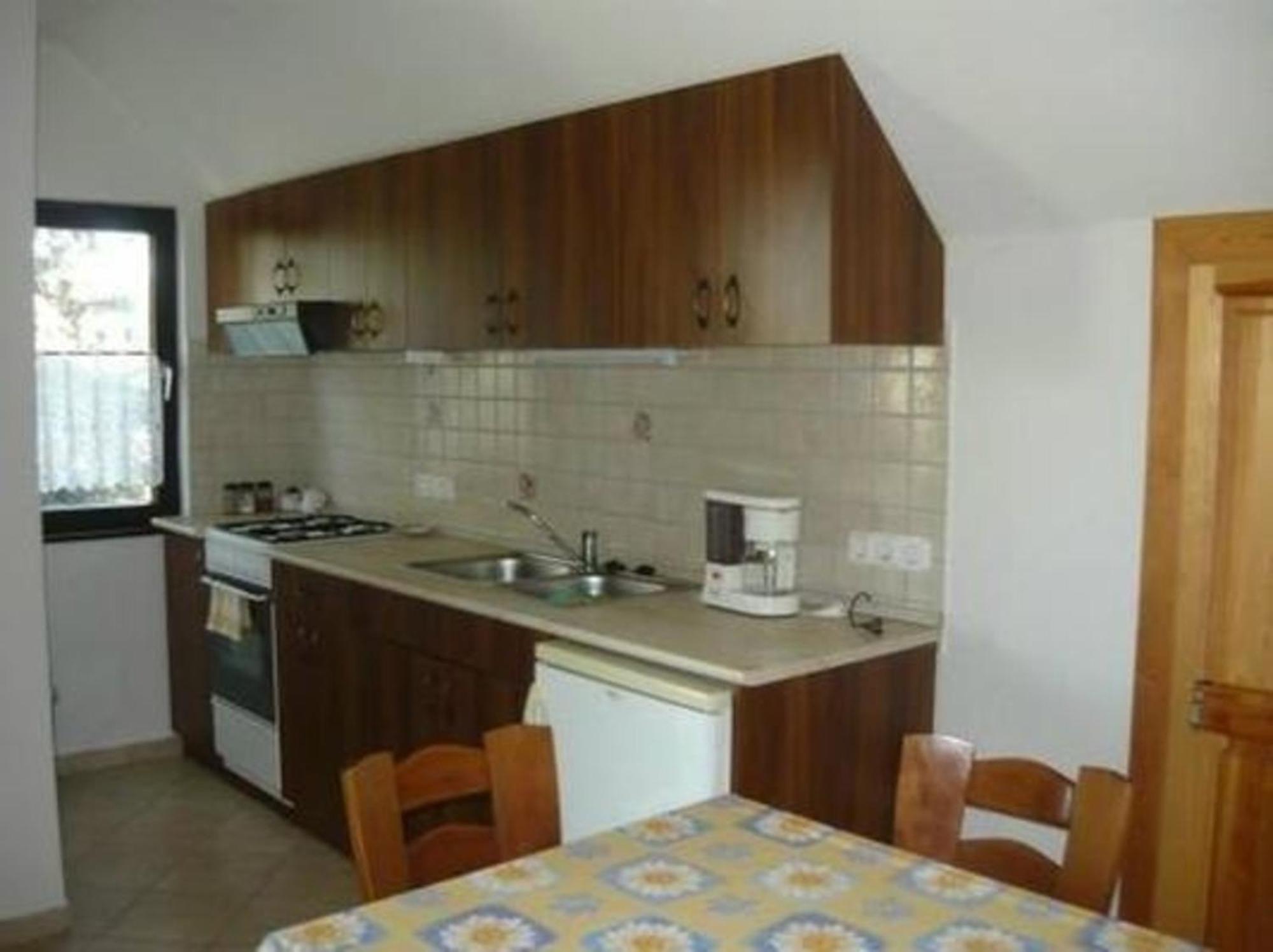 Klimatisierte Ferienwohnung In Balatonboglar Mit Moeblierter Terrasse ภายนอก รูปภาพ